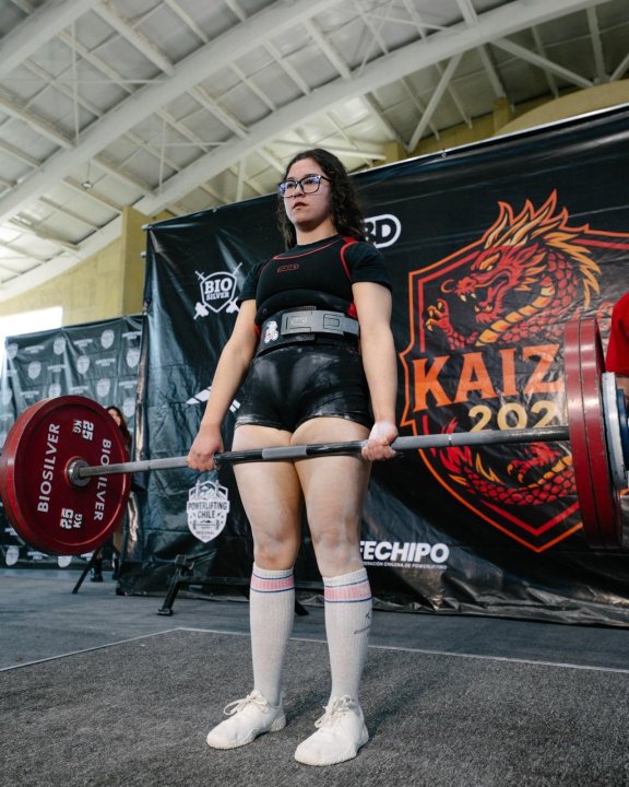 /club-powerlifting-atacama-15-jovenes-de-la-region-se-preparan-para