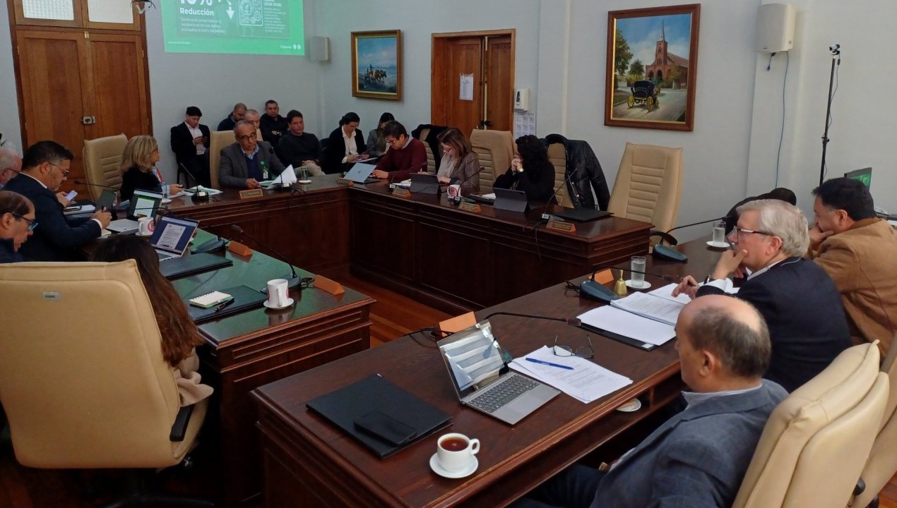 /curico-aprueba-plan-comunal-de-seguridad-2026-2029